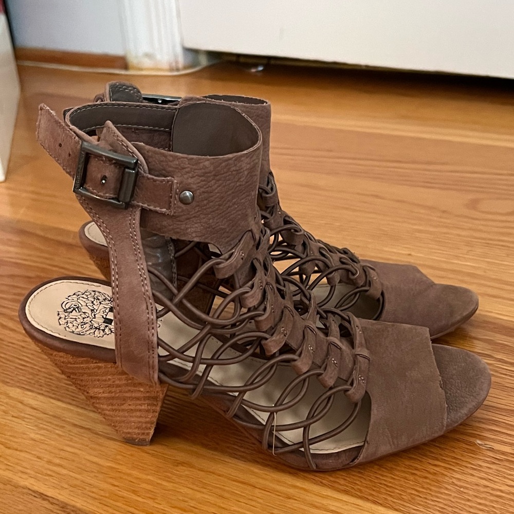 Vince Camuto Evel Suede Heeled Sandal, Size 6.5